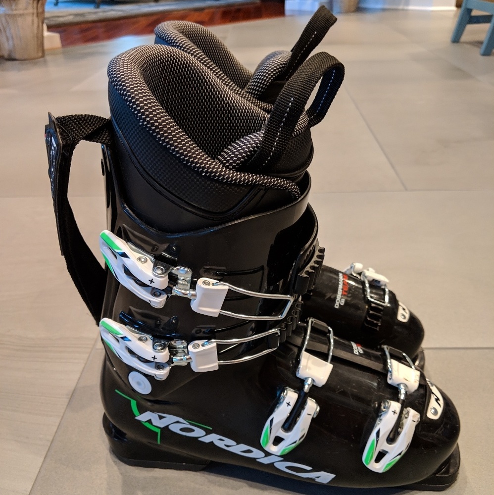 Nordica Dobermann GP Team Ski Boots, size 26,5
